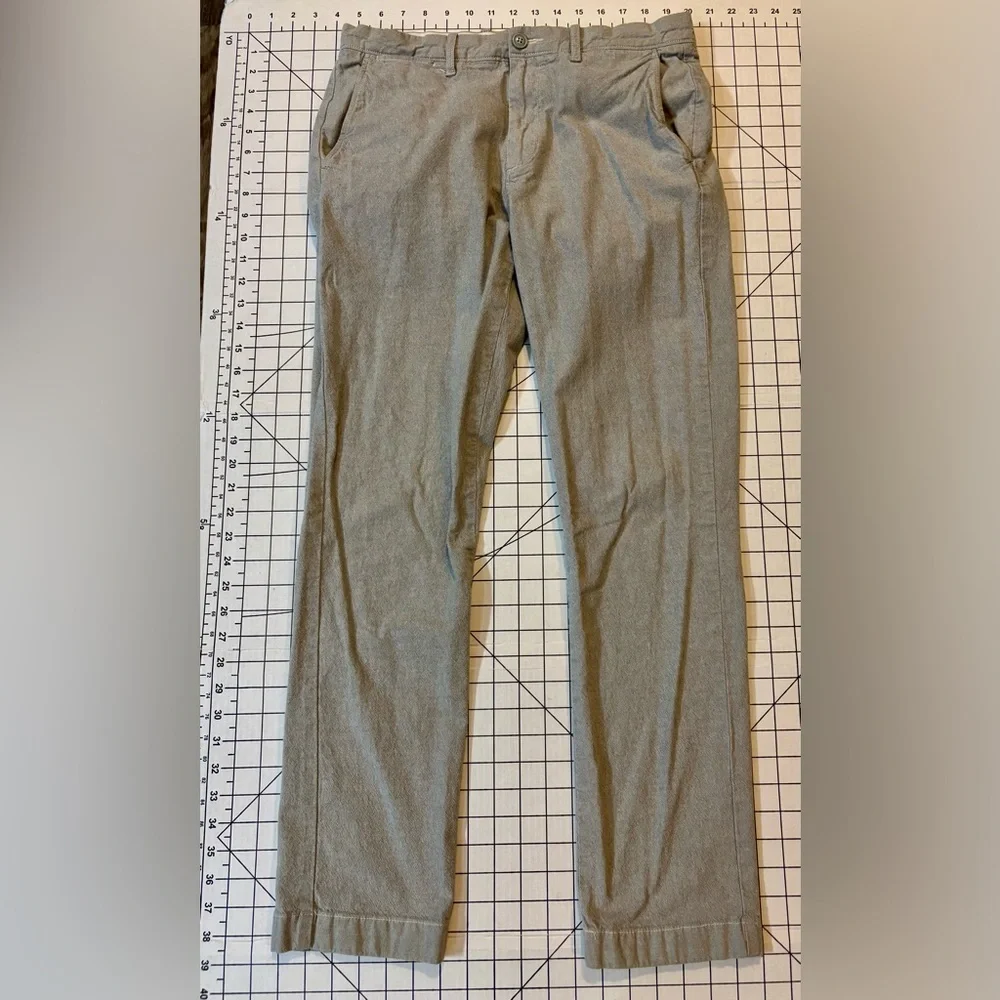 J. Crew Stretch Men’s Size 31/32‎ Gray 770 Straight Chino Pants
